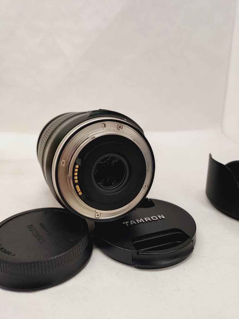 タムロン 18-400mm F/3.5-6.3 Di II VC HLDキヤノン