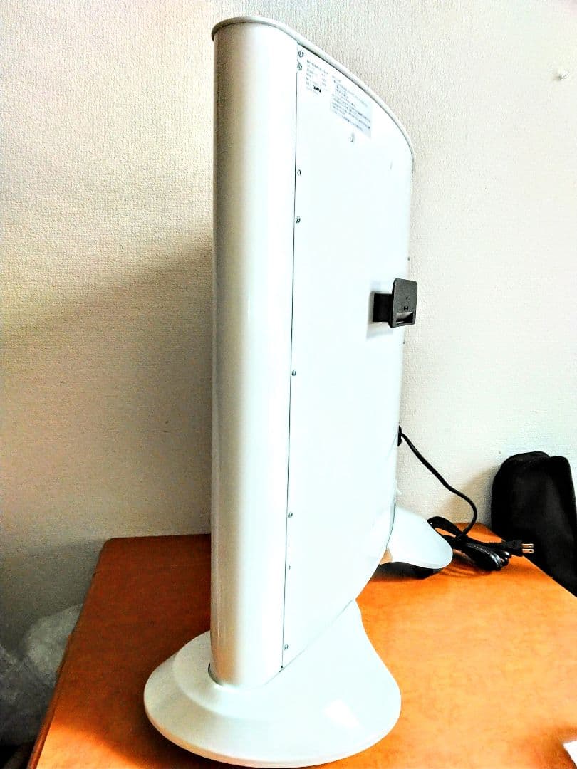 【美品】キャンパ CAMPA XCPHO09-2WH 　ふく射パネルヒーター