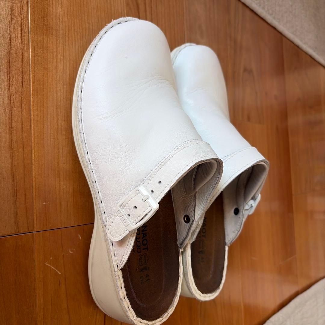 NAOT⭐️IRIS⭐️サイズ41⭐️ホワイト⭐️２０２５年１１月くらいに購入しました