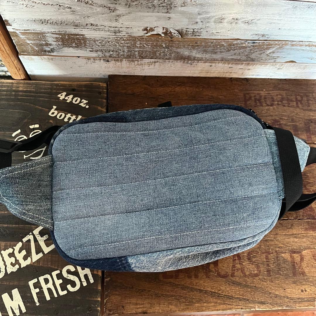デニムリメイク ボディーバッグ
