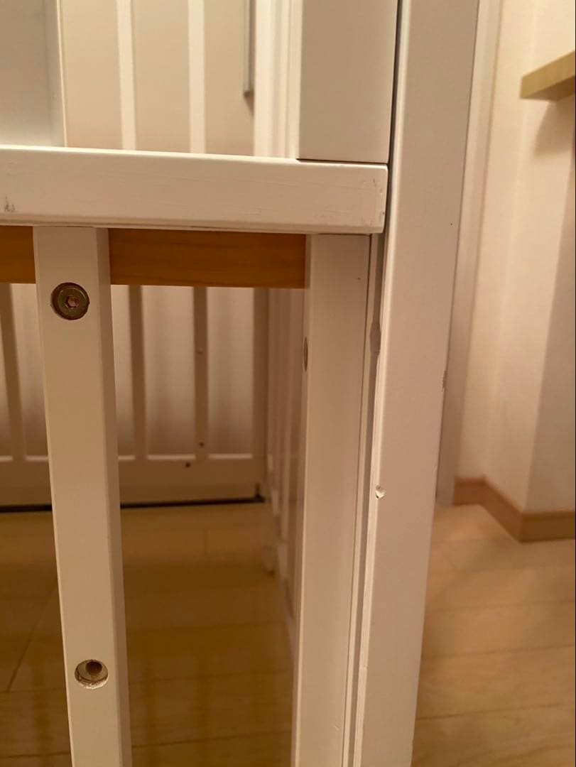 ベビーベッド　ホワイト　木製