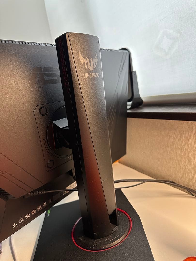 ASUS TUF 24.5インチ 240Hz ゲーミングモニター IPS