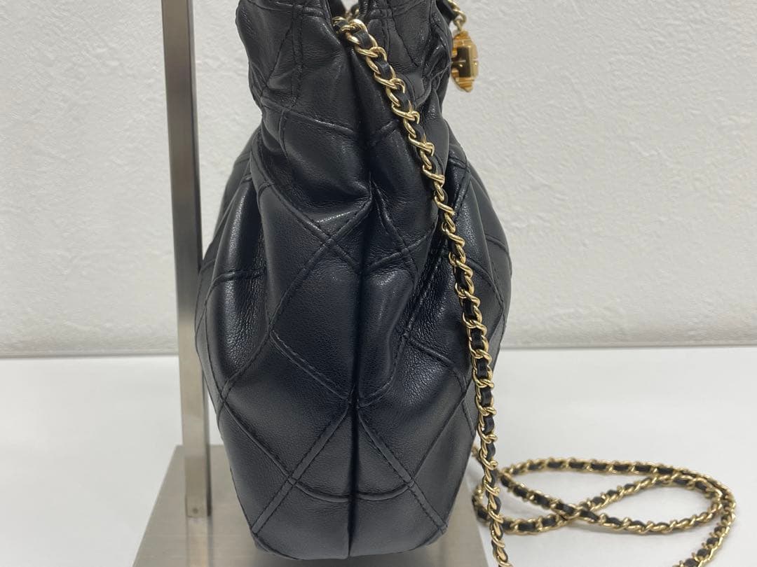 【極美品】　トリーバーチ キラ ダイアモンド キルト ショルダーバッグ