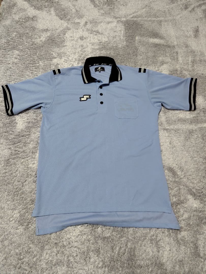 野球　審判員半袖シャツ