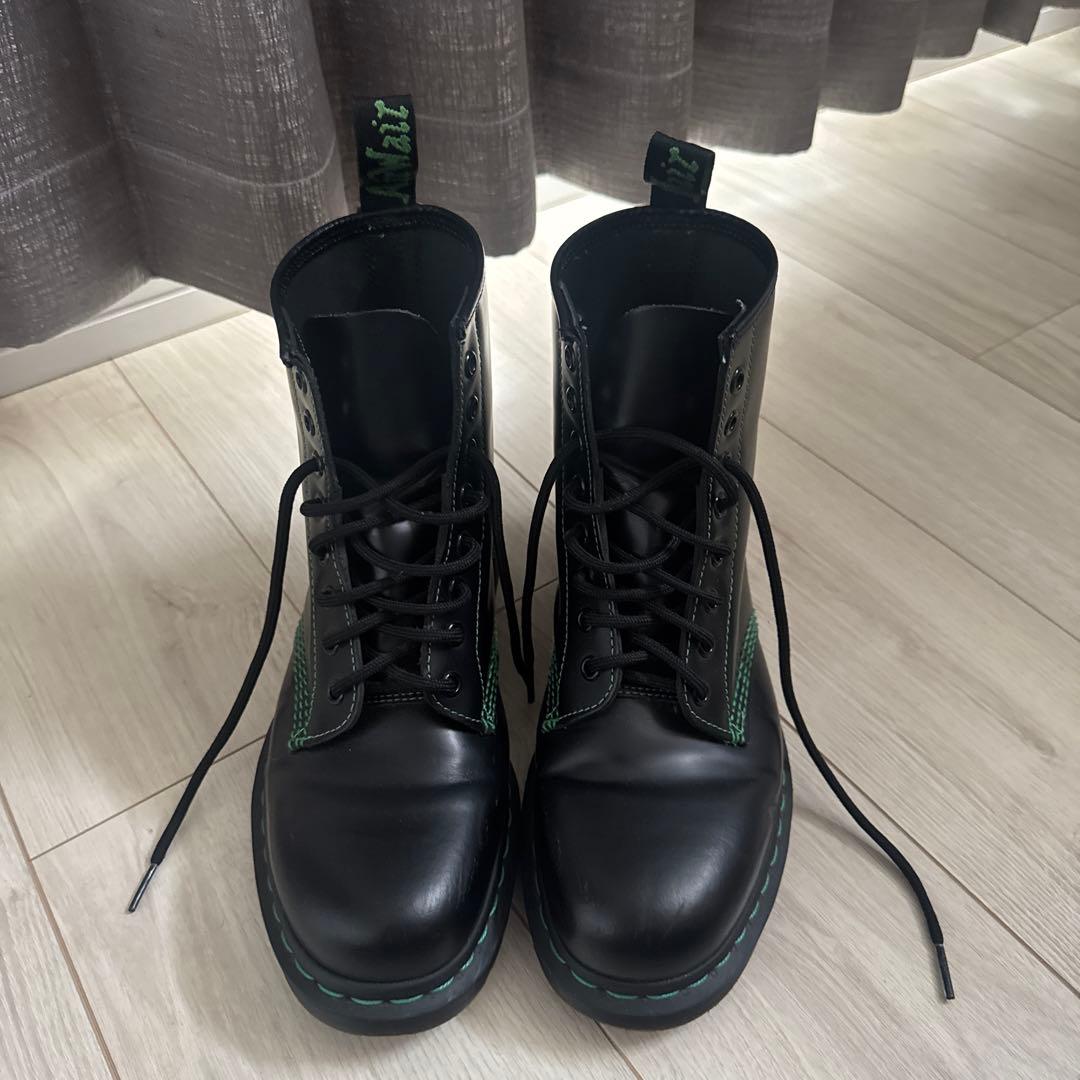 ドクターマーチン　8ホール　グリーンステッチ