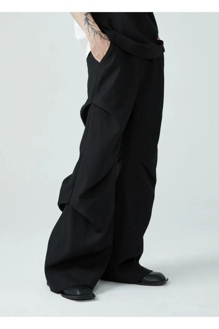 FRKM SCD フレアパンツ　ブラック　変形　タック　スラックス　 Sサイズ