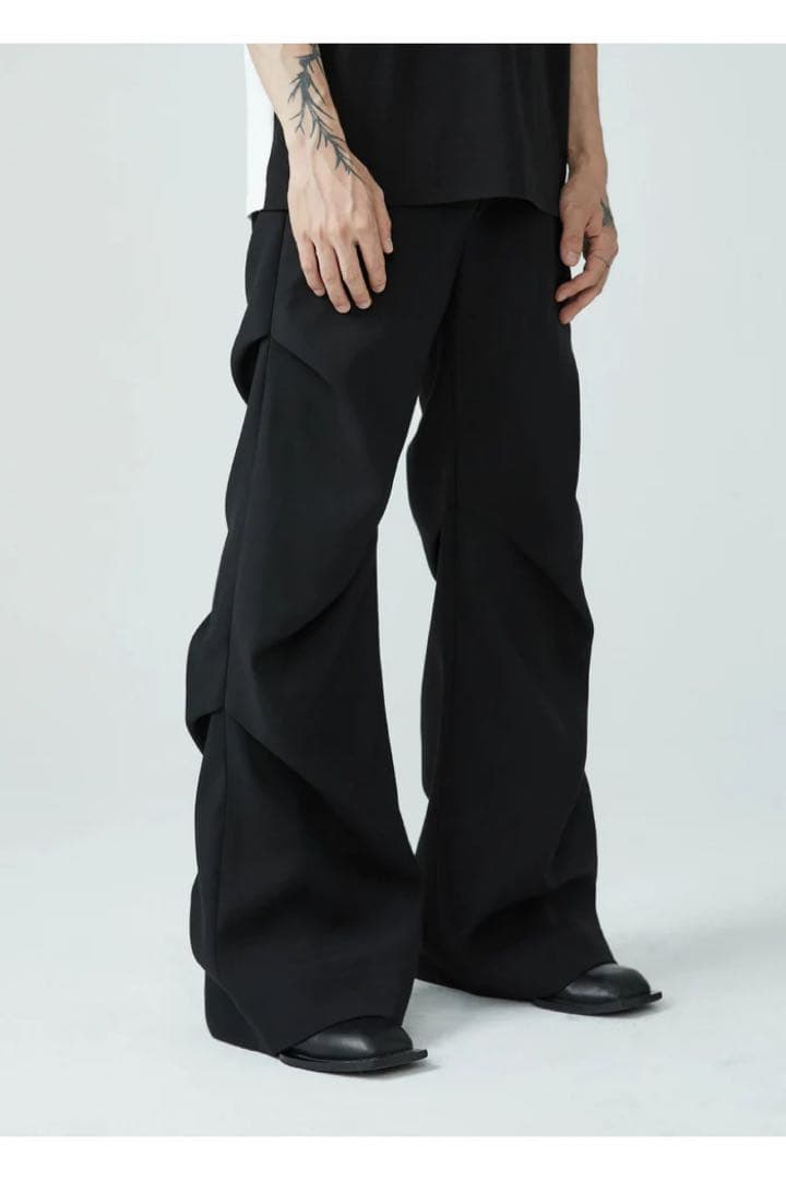 FRKM SCD フレアパンツ　ブラック　変形　タック　スラックス　 Sサイズ