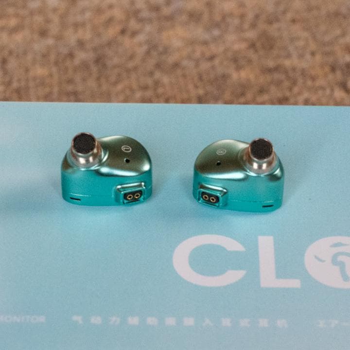 BQEYZ CLOUD（4.4mmプラグ）イヤホン【付属品完備】