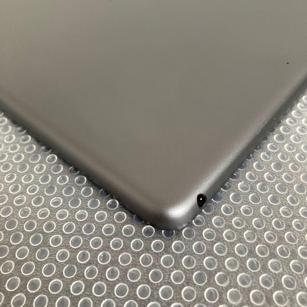 2859 電池ほぼ新品☆比較的美品☆iPad7第7世代32GB WIFIモデル☆