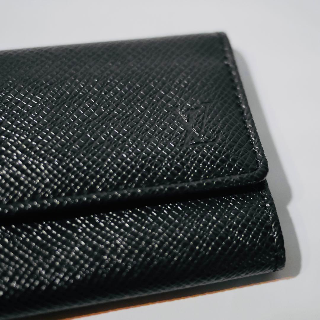 Louis Vuitton ブラック エピレザー キーケース