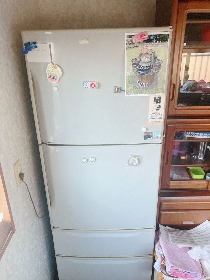 32年間使用/日立冷凍冷蔵庫R-S42D4生活家電415L