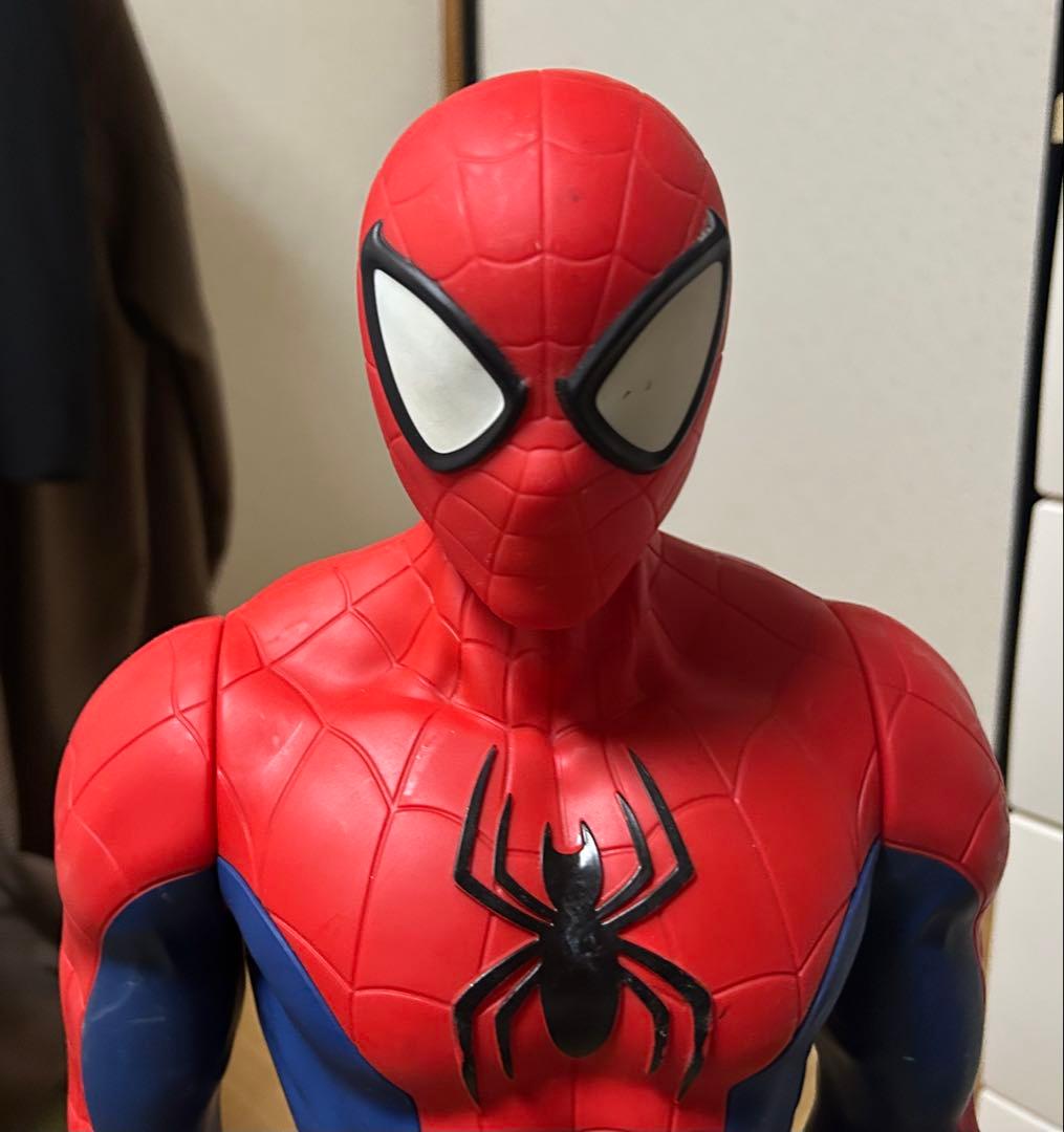 ３１インチ「タイタン・ジャイアント」 スパイダーマンフィギュア