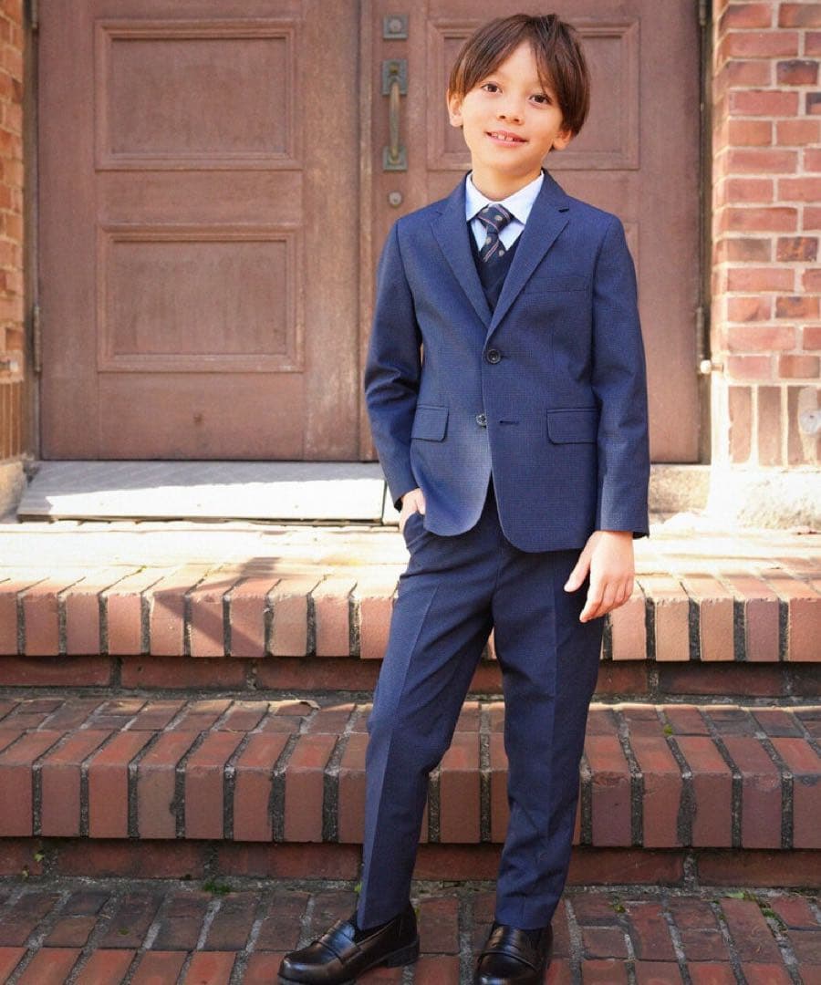 コムサイズム　卒業式　ボーイズ150cmスーツ上下セットシャツネクタイ2本付き
