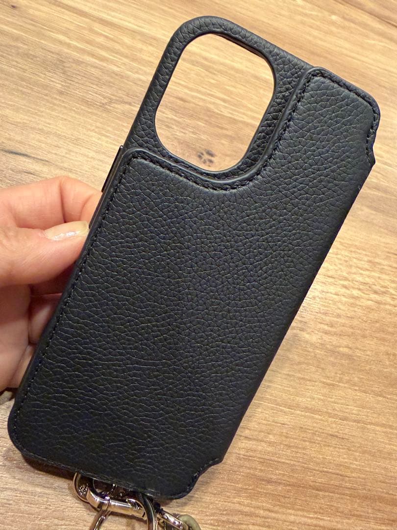 DEMIU iPhone 17ケース