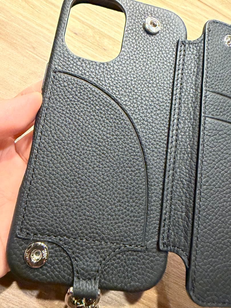 DEMIU iPhone 17ケース