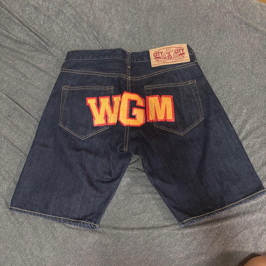 完売品　激レア　A BATHING APE SHARK DENIM SHORTS