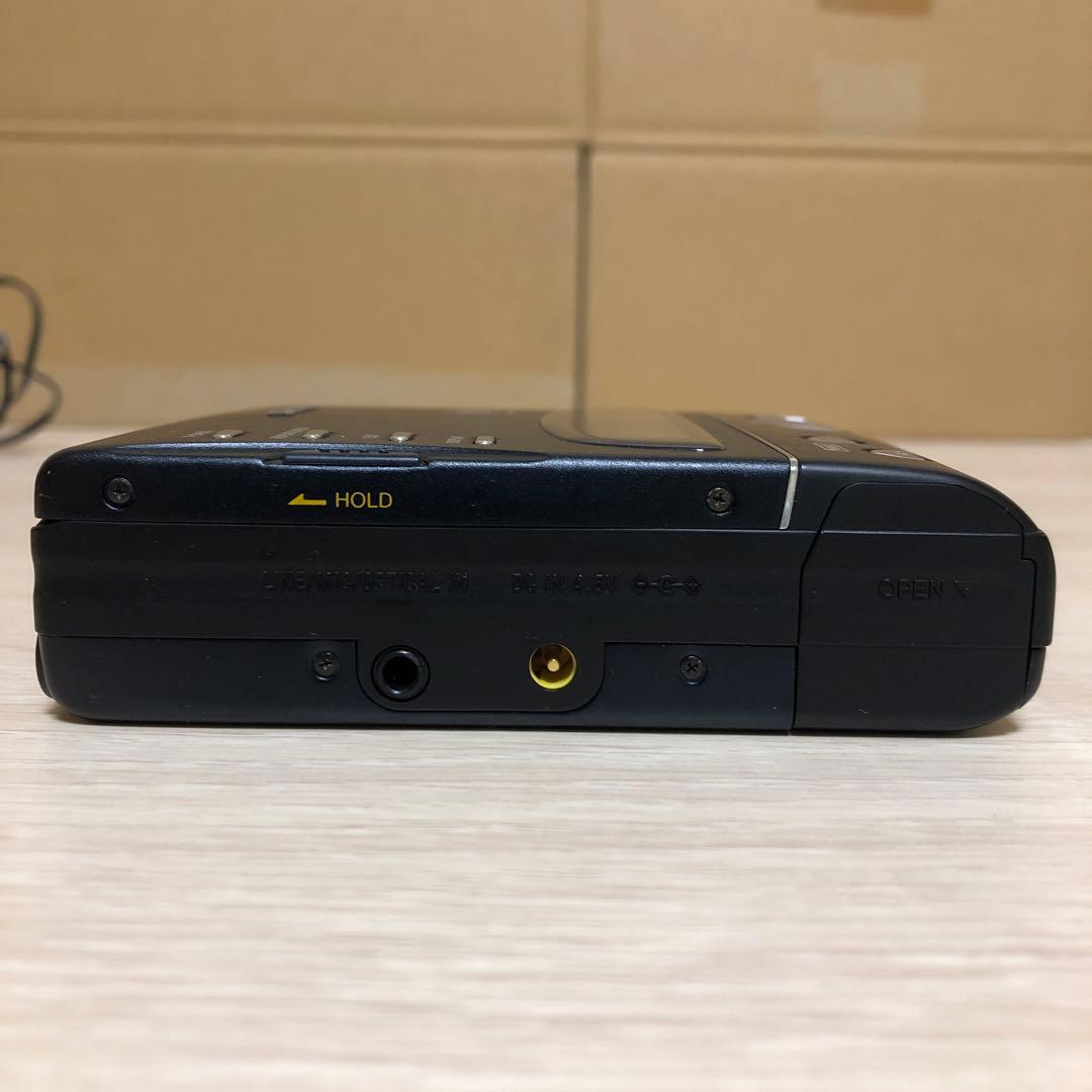 SHARP ポータブルMDプレーヤー MD-M11