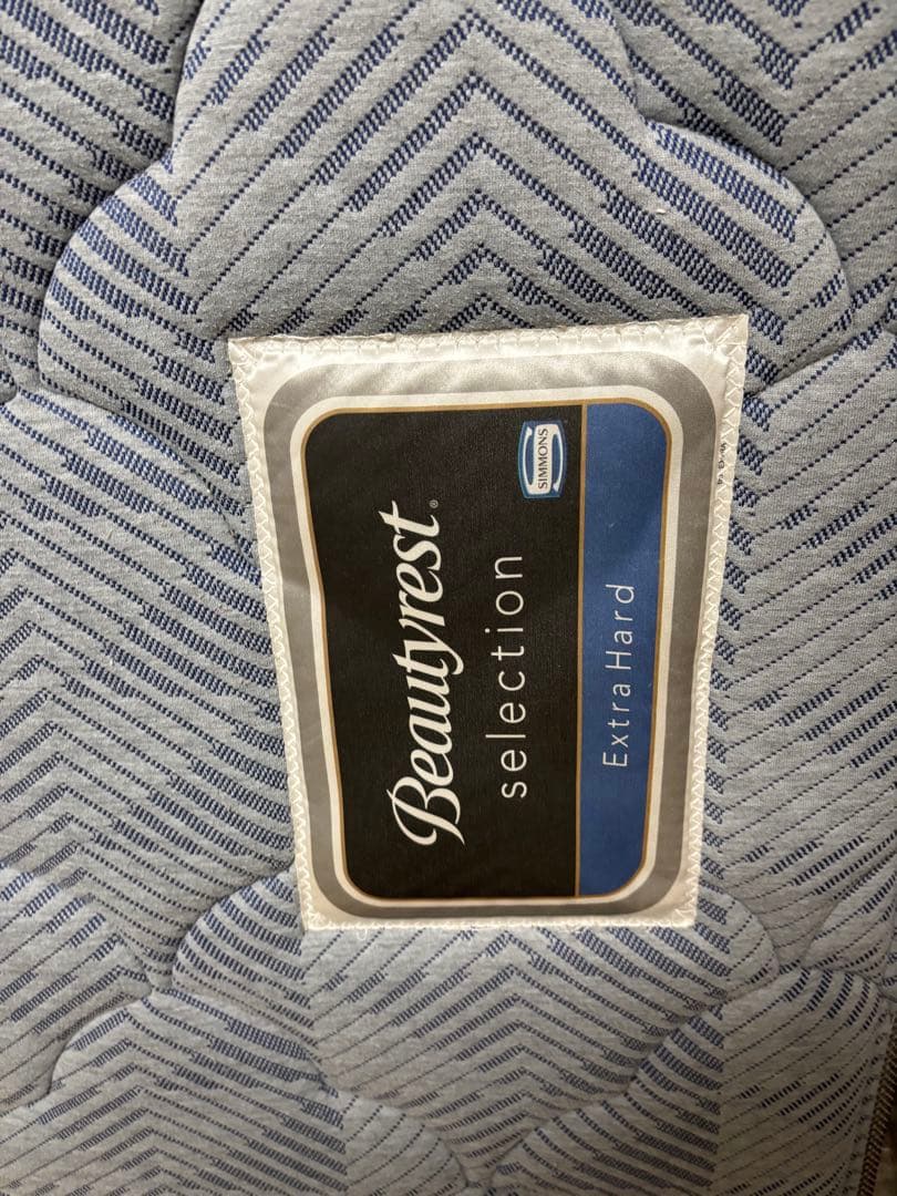 Extra Hard マットレス　　シモンズ定価15万