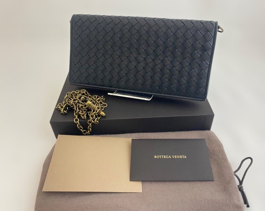 26日まで限定最終値下げ ボッテガ チェーンウォレット
