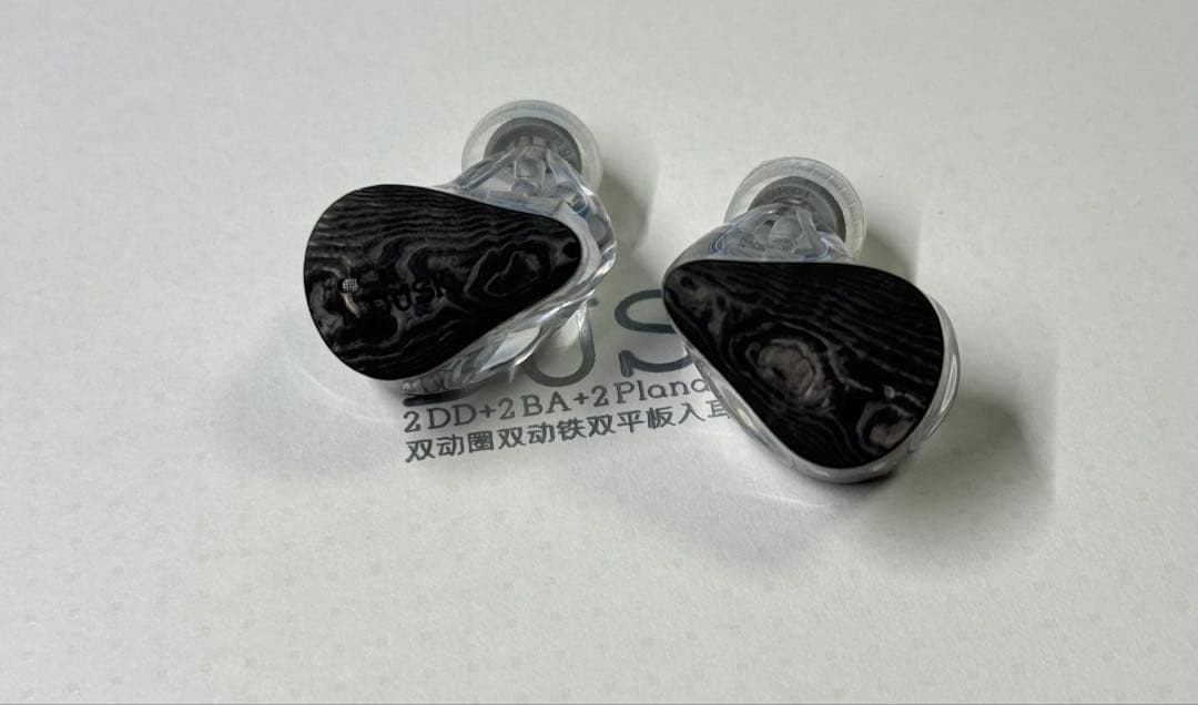 水月雨 MOONDROP x Crinacle DUSK