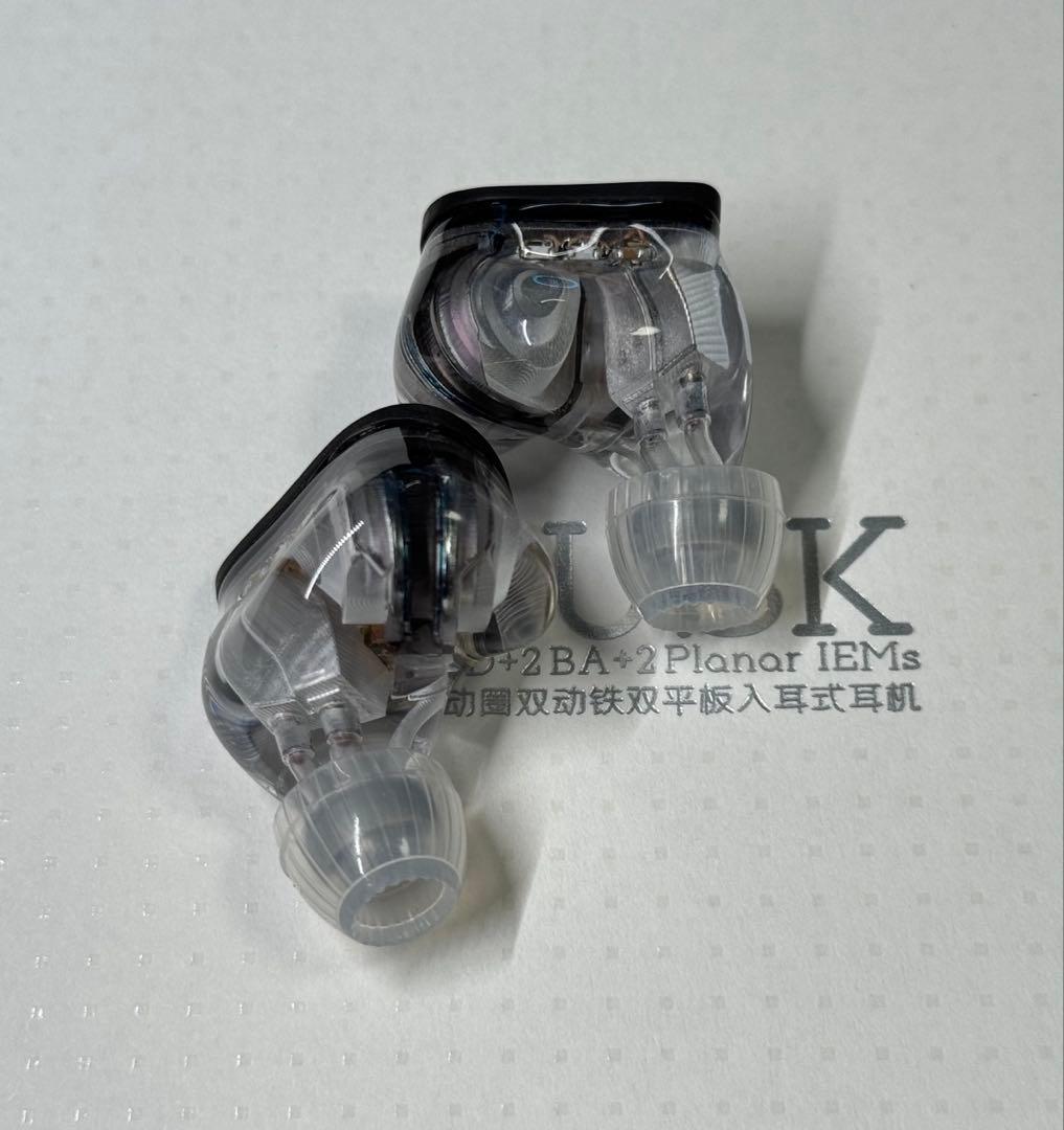 水月雨 MOONDROP x Crinacle DUSK