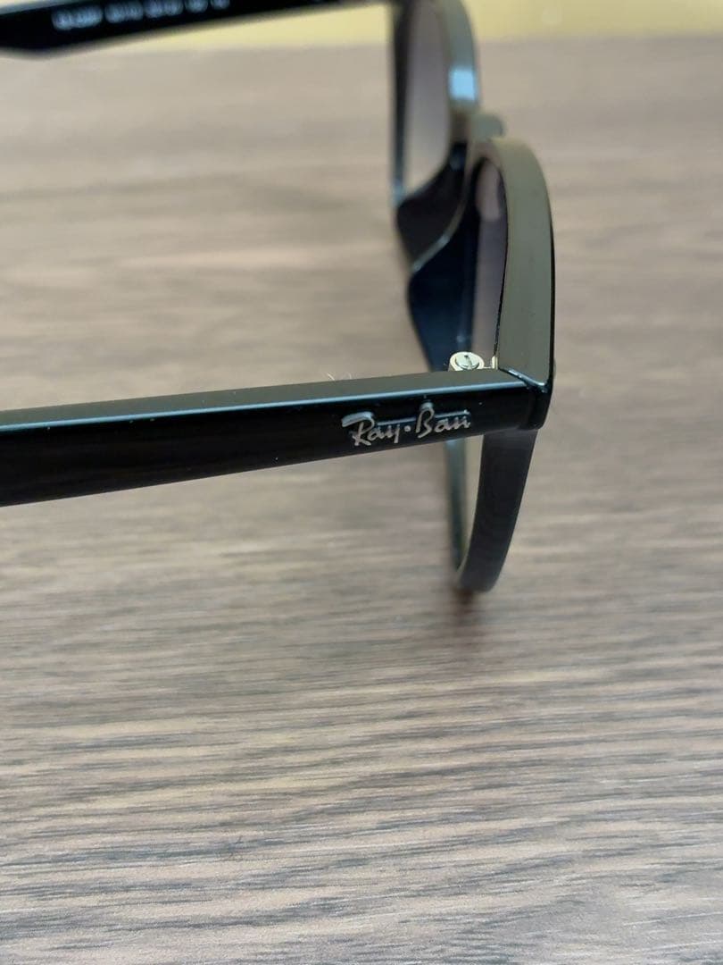 Ray-Ban レイバン RB4258-F ブラック サングラス ケース付き