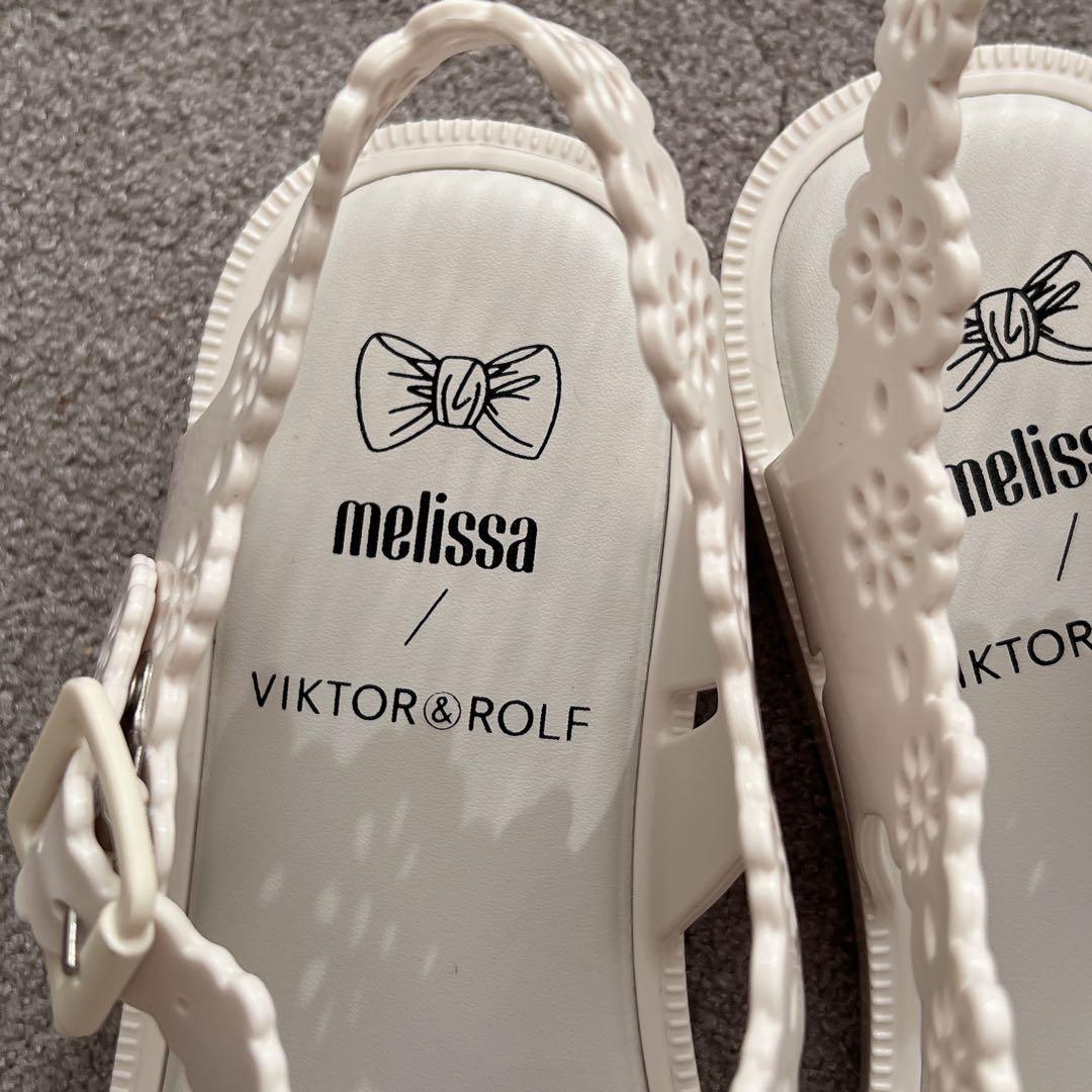 『melissa×VICTOR&ROLF』コラボサンダル