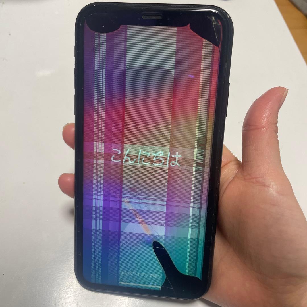 iPhone XR 画面割れ、液晶漏れなど