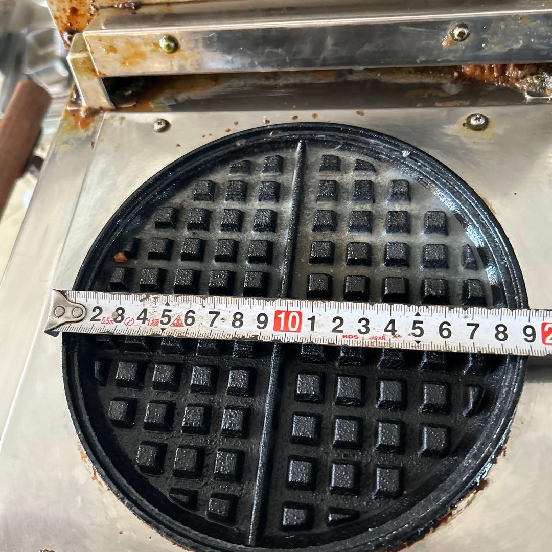 動作確認済　サンテック　ワッフルメーカー　油汚れあり、台座がない。