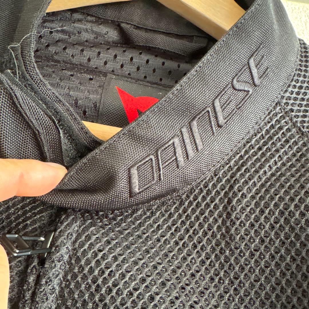 カッコいいウェアです