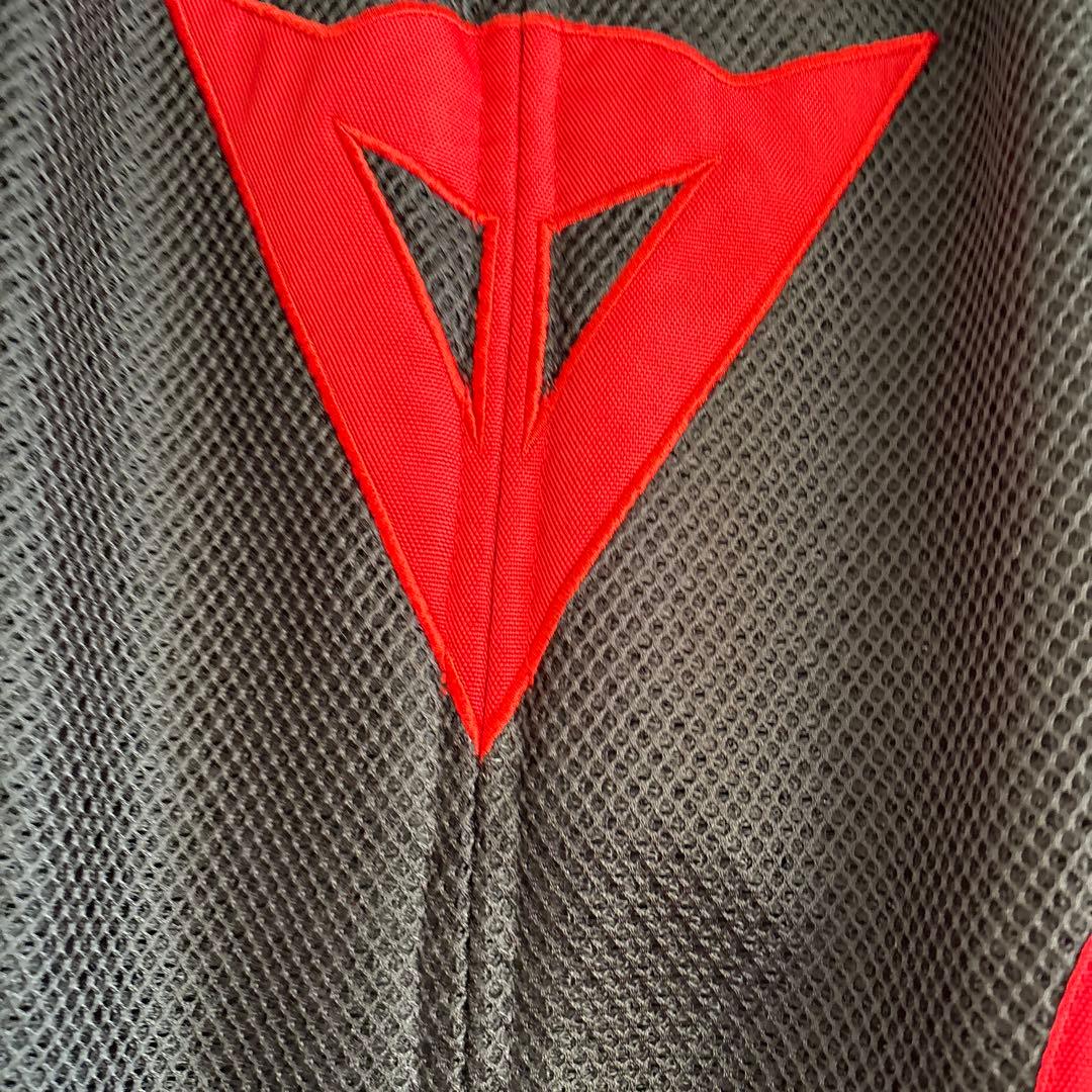 カッコいいウェアです