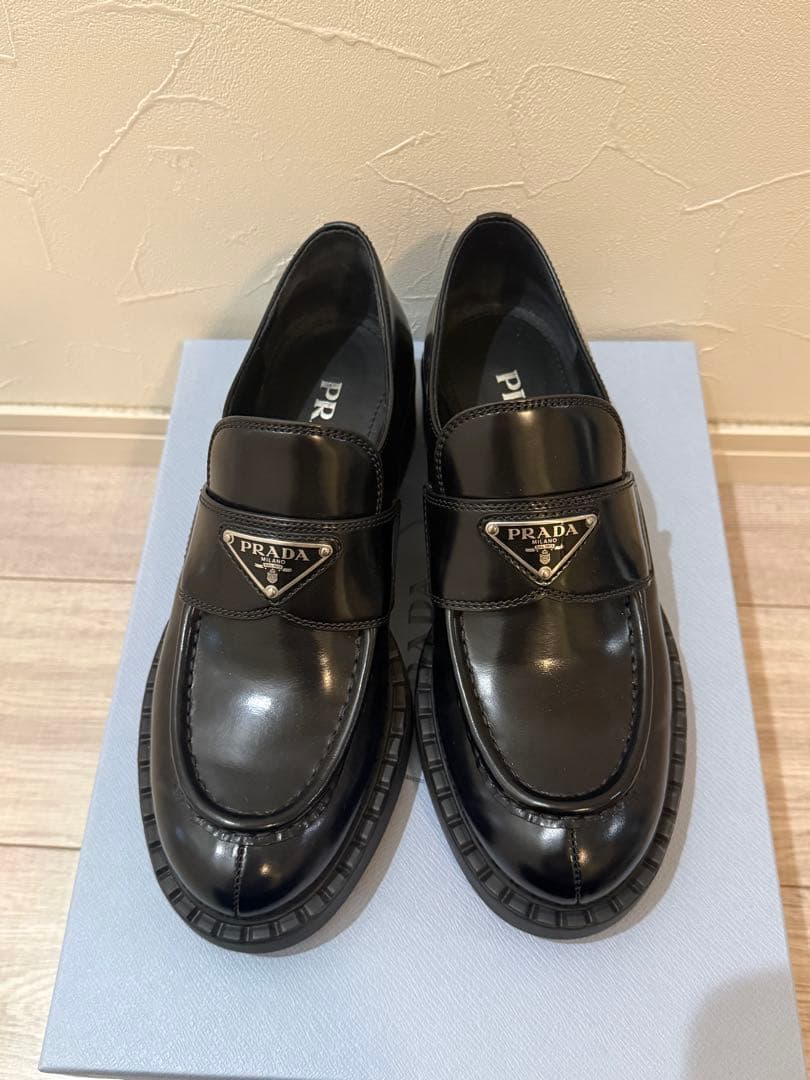 PRADA プラダ　チョコレートブラッシュドレザー　ローファー　38