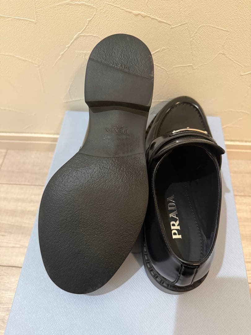 PRADA プラダ　チョコレートブラッシュドレザー　ローファー　38