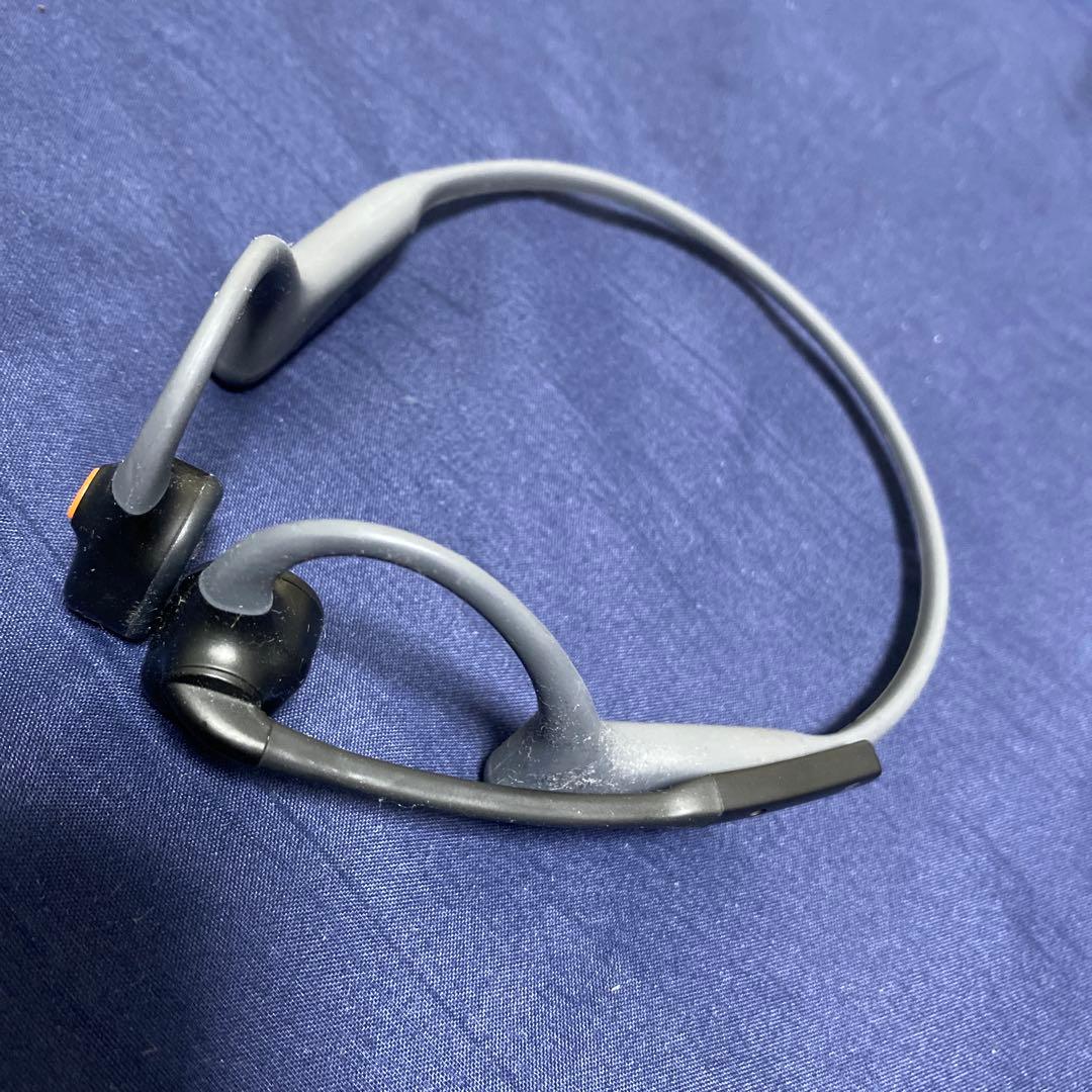 AfterShokz : 骨伝導イヤホン グレー （収納ケース付き）