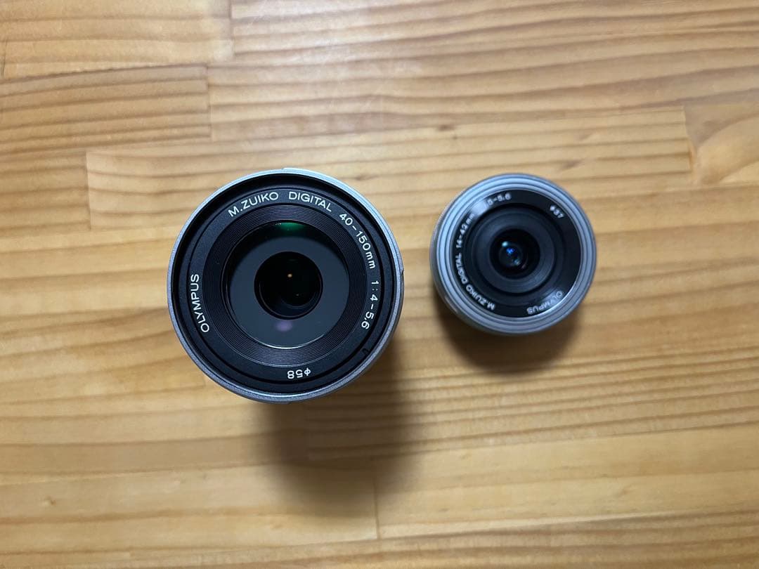 OLYMPUS PEN E-PL8 ホワイト