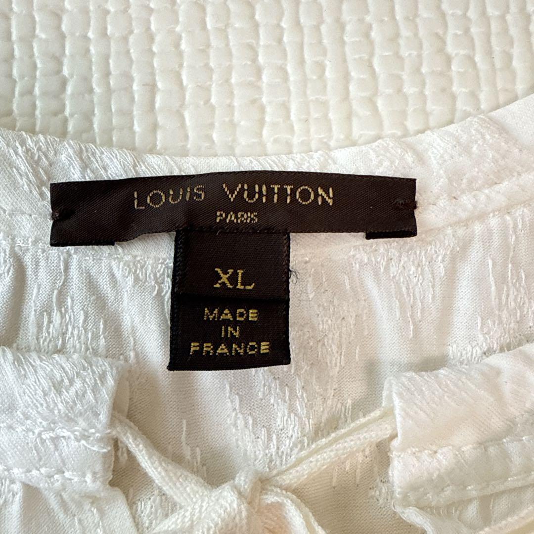 ルイヴィトン　LOUIS VUITTON カットソー　ペプラム　ノースリーブ