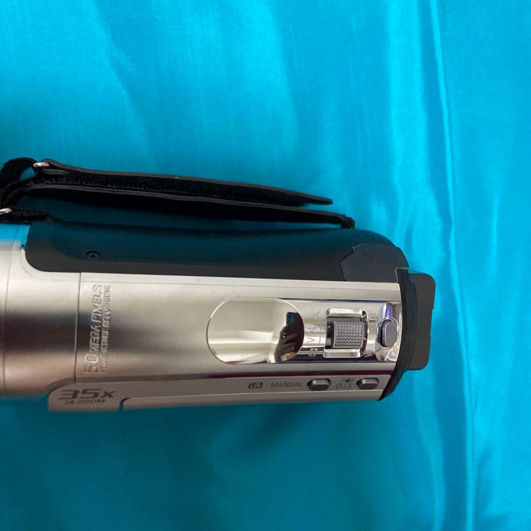 Panasonic HDC-TM60-S（デジタルハイビジョンビデオカメラ）