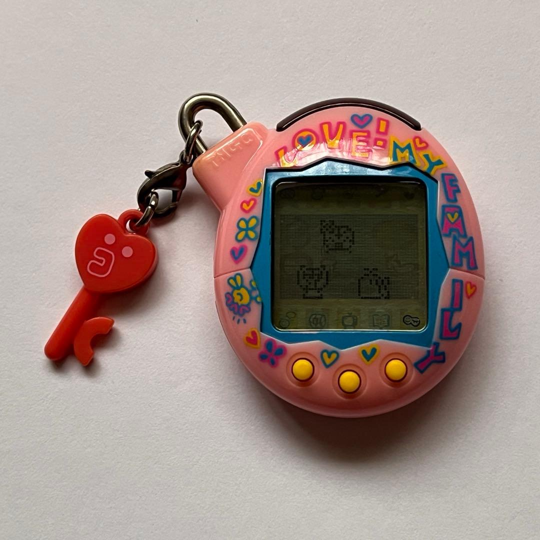 いぇー！ふぁみりーイロイロ！ たまごっち プラス ふぁみたまラブ