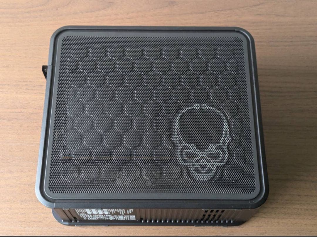 NUC9Extreme9i9QNX +E-2286Mメイン基板ジャンク