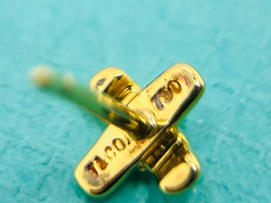 c920 ティファニー　クロス　ステッチ　AU750 k18 YG ピアス　片耳