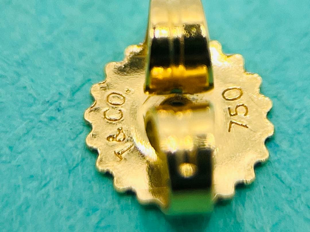 c920 ティファニー　クロス　ステッチ　AU750 k18 YG ピアス　片耳