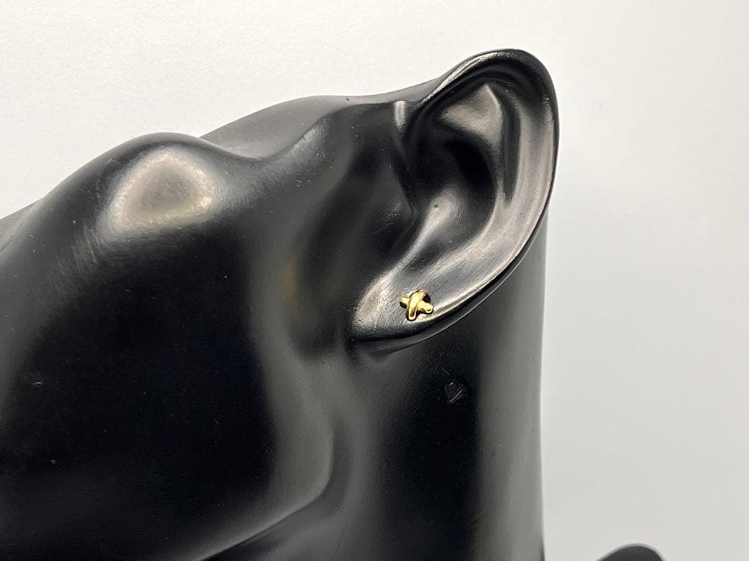 c920 ティファニー　クロス　ステッチ　AU750 k18 YG ピアス　片耳