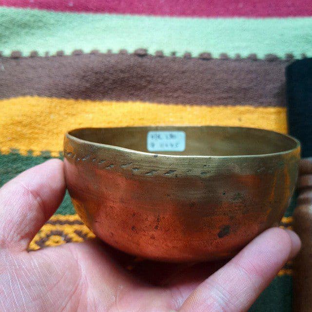 シンギングボウル old 直11cm、高4.5、280g (G、第3チャクラ