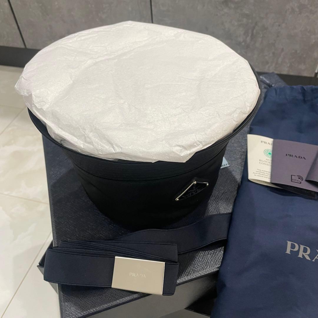 美品　PRADA バケットハット箱付き