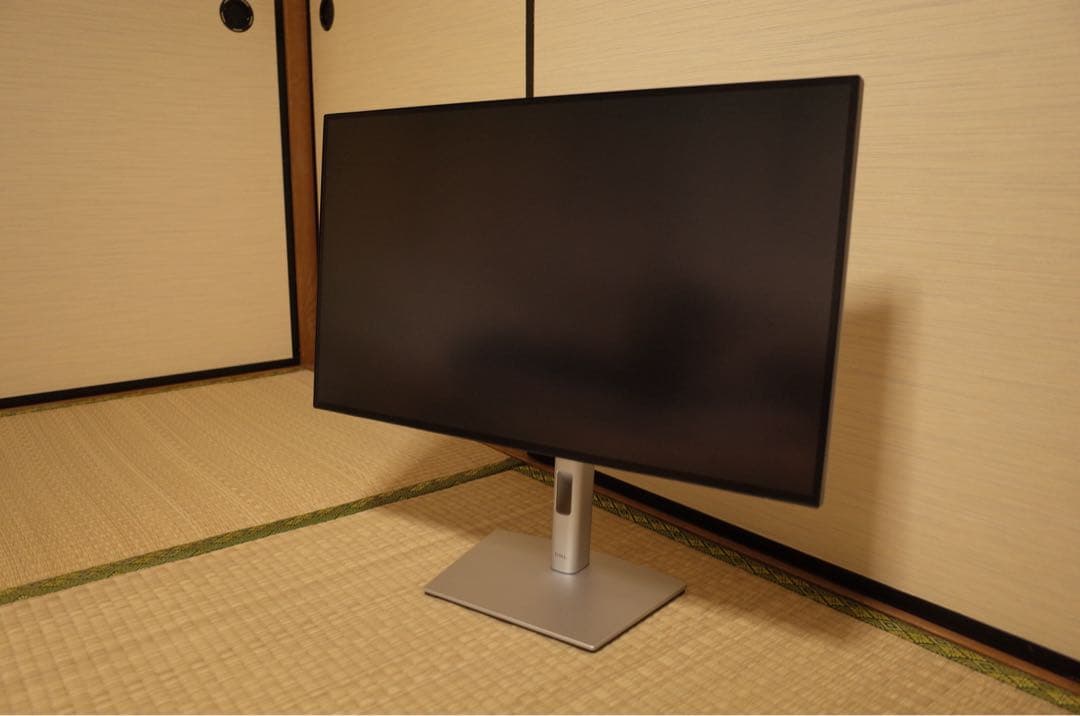 Dell 27 4kモニター U2723QE Type-C PD給電、ハブ機能