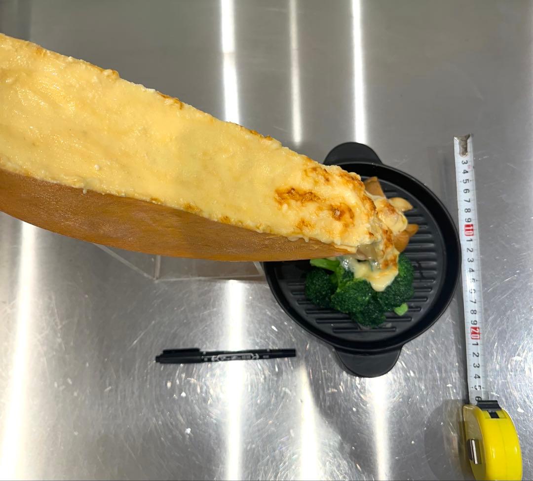 ラクレットチーズ リアル食品サンプル ほぼ実寸大