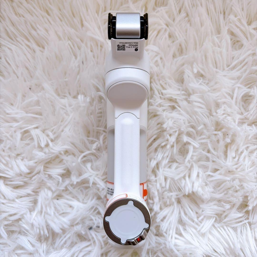 insta 360 flow 2 pro スマホ ジンバル サミットホワイト