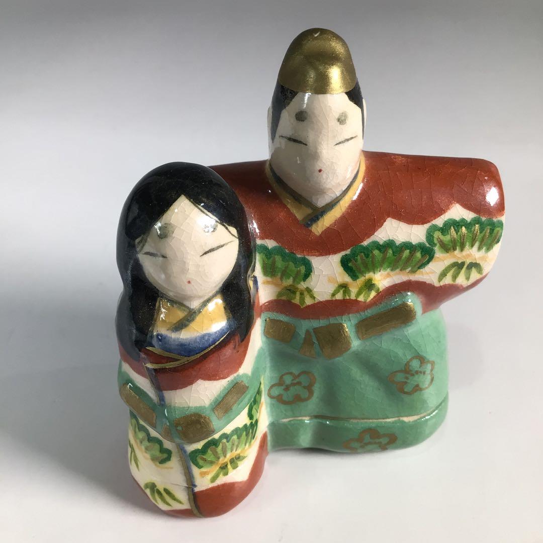 Ｎ３７２　香合　『桂窯　伊東桂楽造』『金彩色絵』『立雛香合』　共箱　茶道具