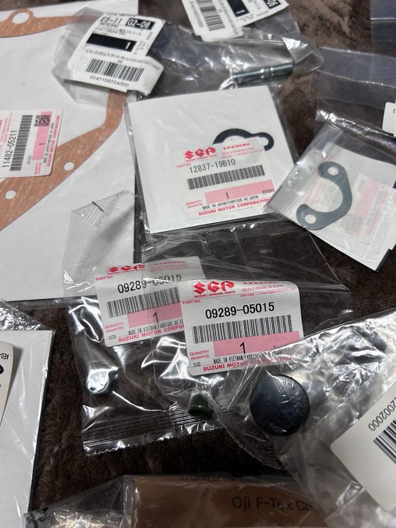 超レア品　SX125R純正カムシャフト＋新品純正部品多数　ジェベル200バンバン