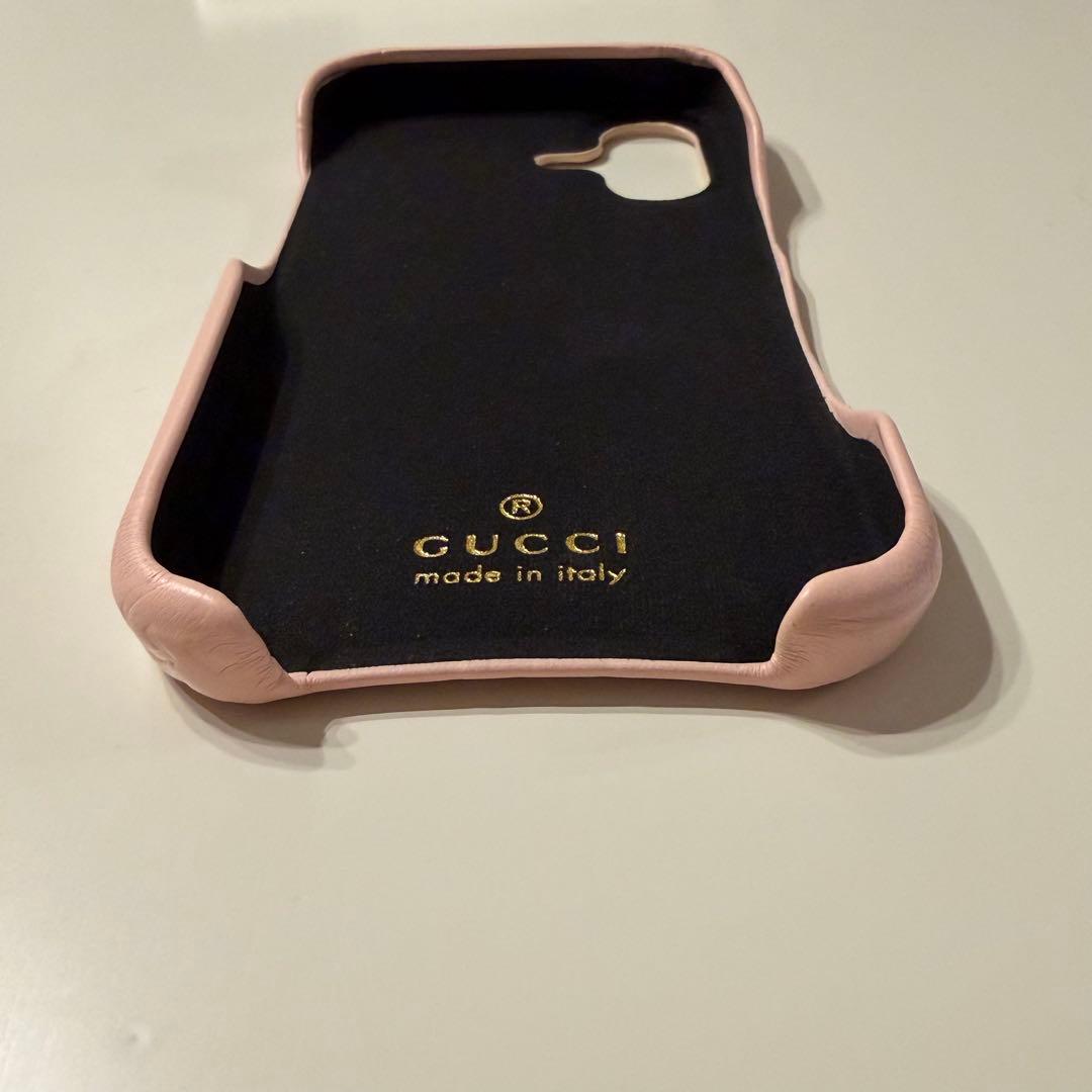 iPhone17 GUCCI ピンク ケース